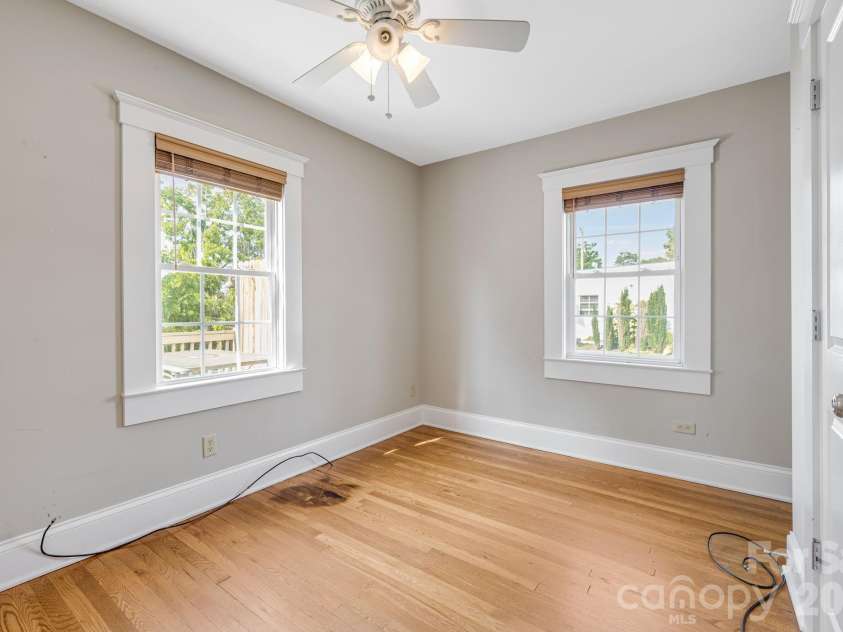 1 Hamburg Mountain Road, Weaverville, NC 28787.  MLS# CAR4413279, YatesRealty ID 46614. 