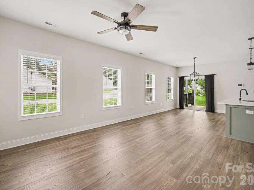 1402 Essex Avenue, Gastonia, NC 28052.  MLS# CAR4417694, YatesRealty ID 46615. 