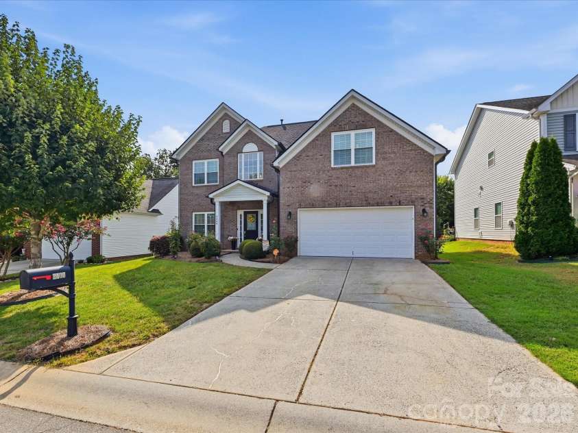 2400 Sierra Chase Drive, Monroe, NC 28112.  MLS# CAR4417528, YatesRealty ID 46616. 