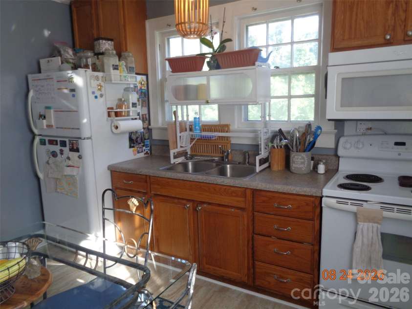 107 Bickett Street, Morganton, NC 28655.  MLS# CAR4417888, YatesRealty ID 46619. 