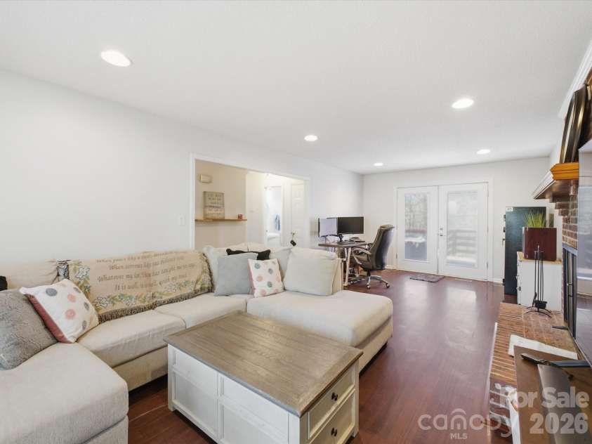 109 Elk Court, Mount Holly, NC 28120.  MLS# CAR4344317, YatesRealty ID 4662. 