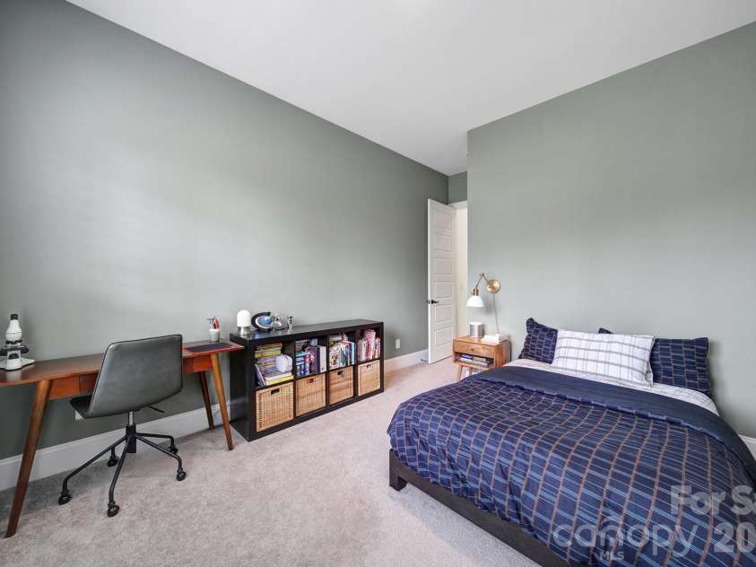 116 Broad Birch Drive, Davidson, NC 28036.  MLS# CAR4354285, YatesRealty ID 4662. Bedroom/Guest Suite on Main Level