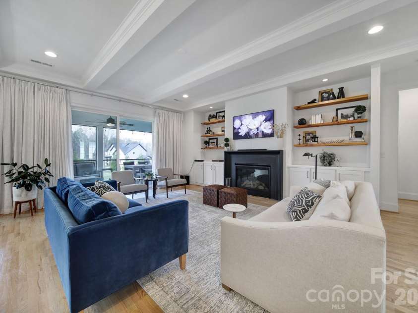 116 Broad Birch Drive, Davidson, NC 28036.  MLS# CAR4354285, YatesRealty ID 4662. Family Room