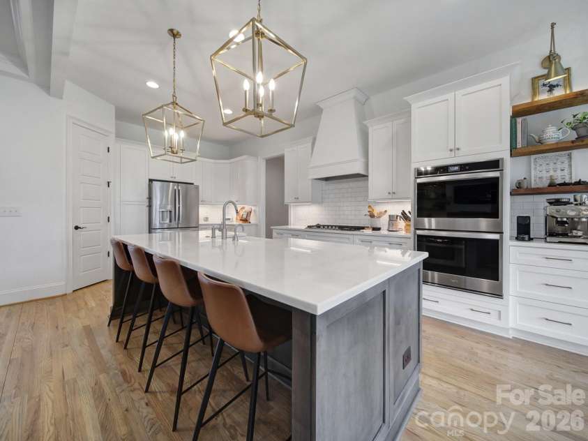 116 Broad Birch Drive, Davidson, NC 28036.  MLS# CAR4354285, YatesRealty ID 4662. Gourmet Kitchen