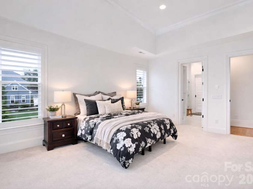 116 Broad Birch Drive, Davidson, NC 28036.  MLS# CAR4354285, YatesRealty ID 4662. Primary Bedroom