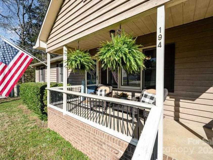 194 Timberland Loop, Mooresville, NC 28115.  MLS# CAR4237668, YatesRealty ID 4662. 