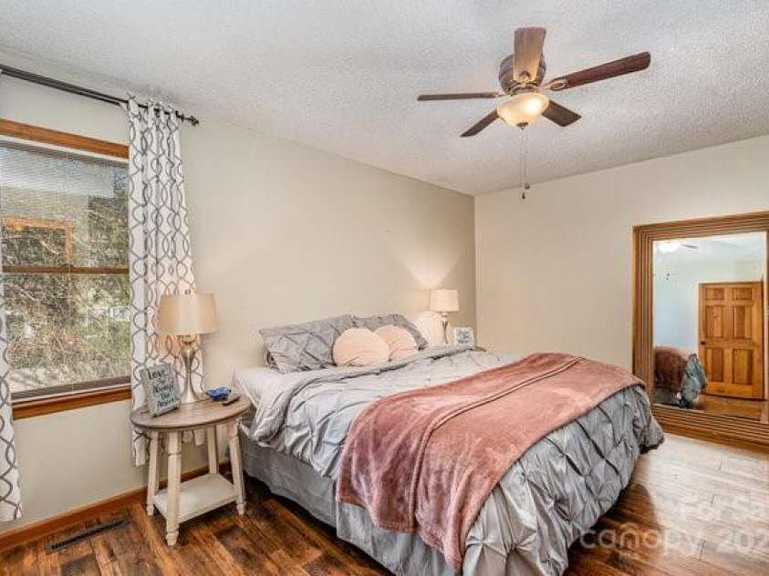 194 Timberland Loop, Mooresville, NC 28115.  MLS# CAR4237668, YatesRealty ID 4662. 