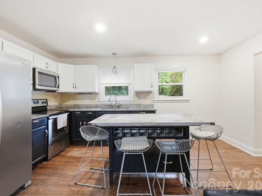 1326 Washington Lane, Kannapolis, NC 28083.  MLS# CAR4415999, YatesRealty ID 46620. 