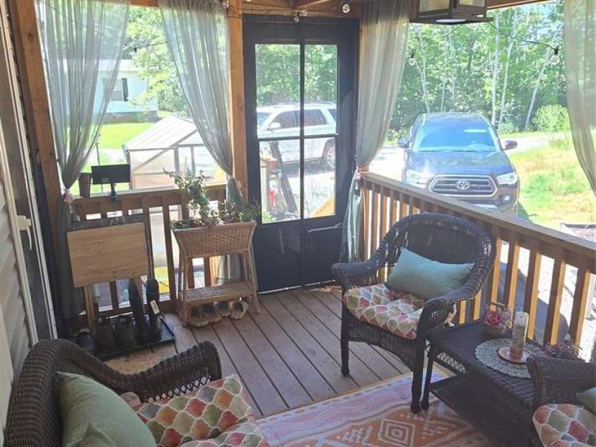 77 Raccoon Ridge, Marion, NC 28732.  MLS# CAR4417871, YatesRealty ID 46621. 