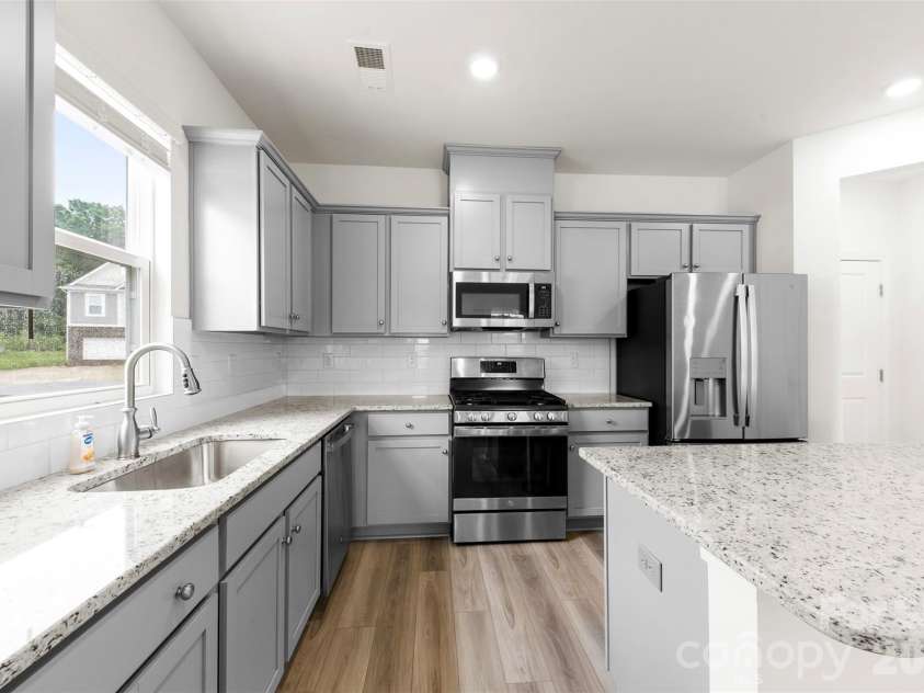 5250 Maynard Hill Drive, Monroe, NC 28110.  MLS# CAR4417834, YatesRealty ID 46622. Kitchen