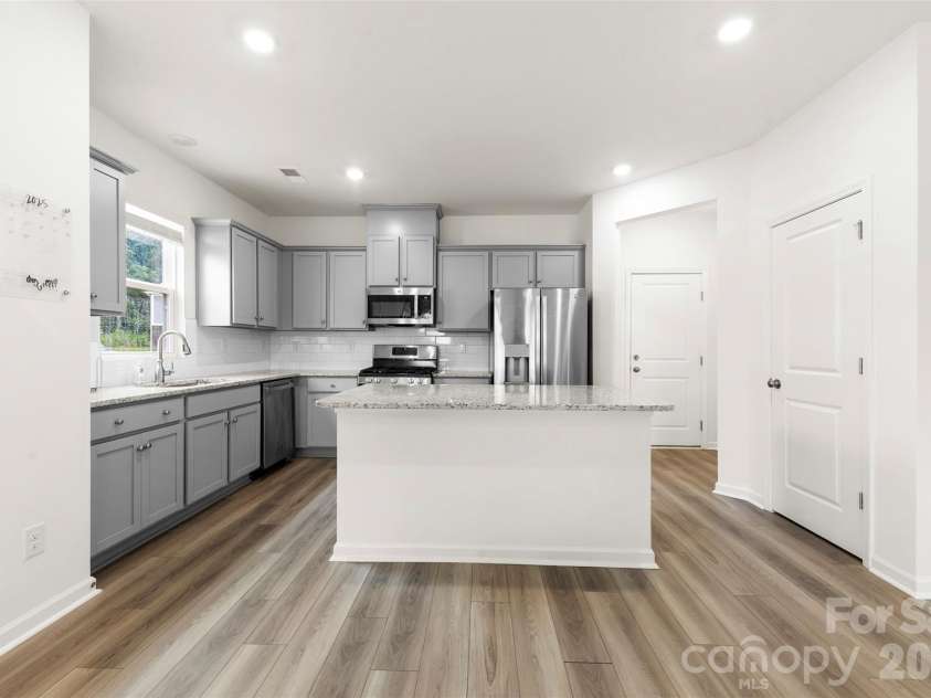 5250 Maynard Hill Drive, Monroe, NC 28110.  MLS# CAR4417834, YatesRealty ID 46622. Kitchen