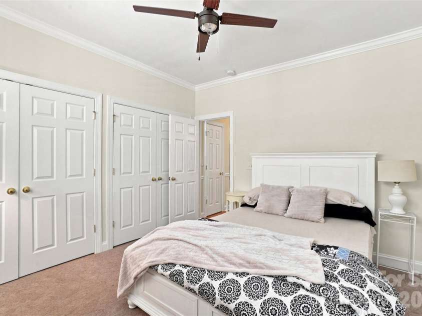 4409 Squirrel Trail Lane, Charlotte, NC 28269.  MLS# CAR4417960, YatesRealty ID 46623. 2ndary Bedroom on Main