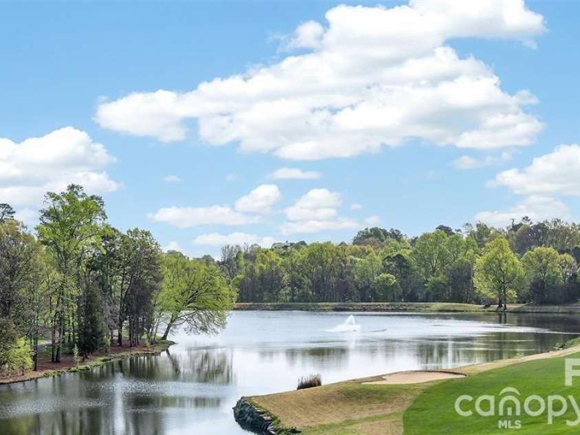 4409 Squirrel Trail Lane, Charlotte, NC 28269.  MLS# CAR4417960, YatesRealty ID 46623. 