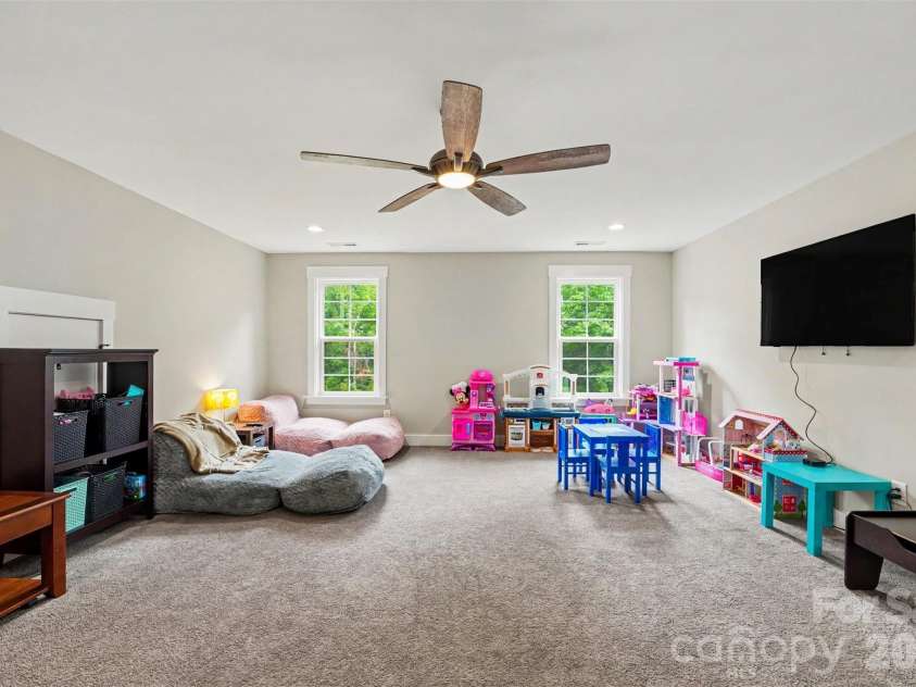 496 Bellingshire Drive, Mt Ulla, NC 28125.  MLS# CAR4417226, YatesRealty ID 46624. 