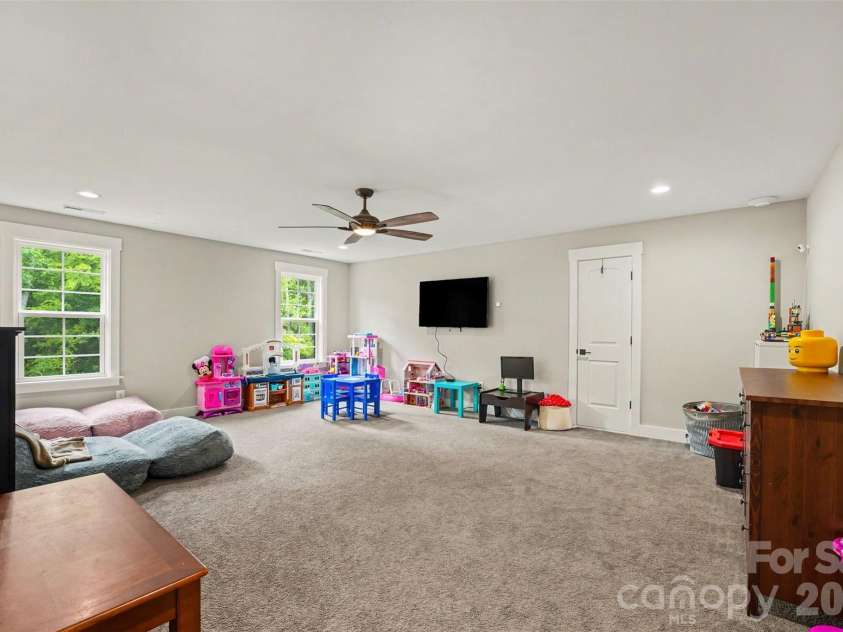 496 Bellingshire Drive, Mt Ulla, NC 28125.  MLS# CAR4417226, YatesRealty ID 46624. 