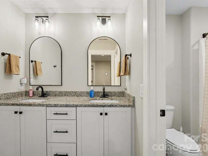 496 Bellingshire Drive, Mt Ulla, NC 28125.  MLS# CAR4417226, YatesRealty ID 46624. 