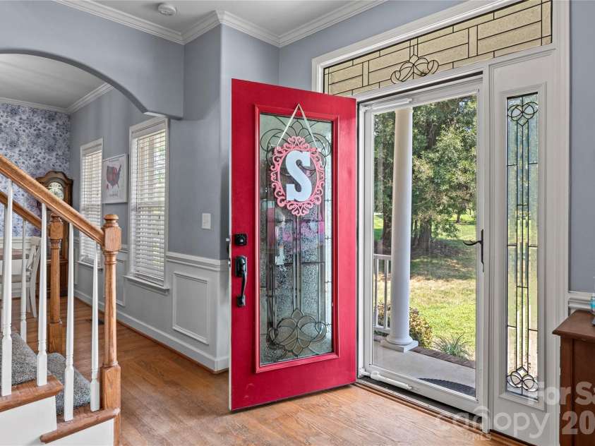5356 Graycliff Lane, Clemmons, NC 27012.  MLS# CAR4417203, YatesRealty ID 46625. 