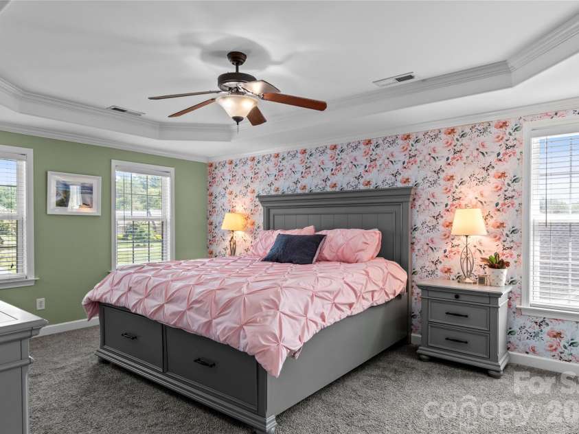 5356 Graycliff Lane, Clemmons, NC 27012.  MLS# CAR4417203, YatesRealty ID 46625. 