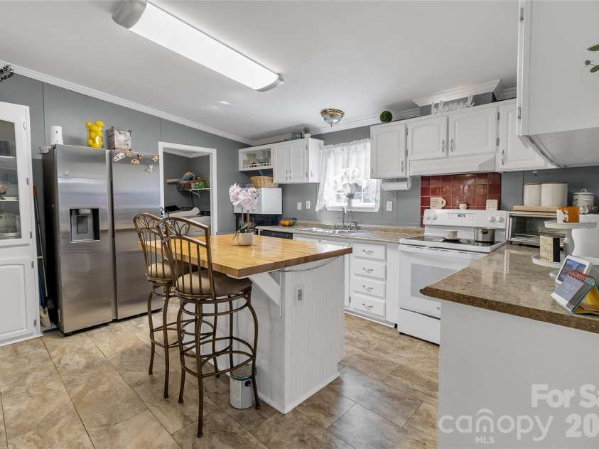 1508 Greenpack Parkway, Gastonia, NC 28056.  MLS# CAR4417455, YatesRealty ID 46626. 