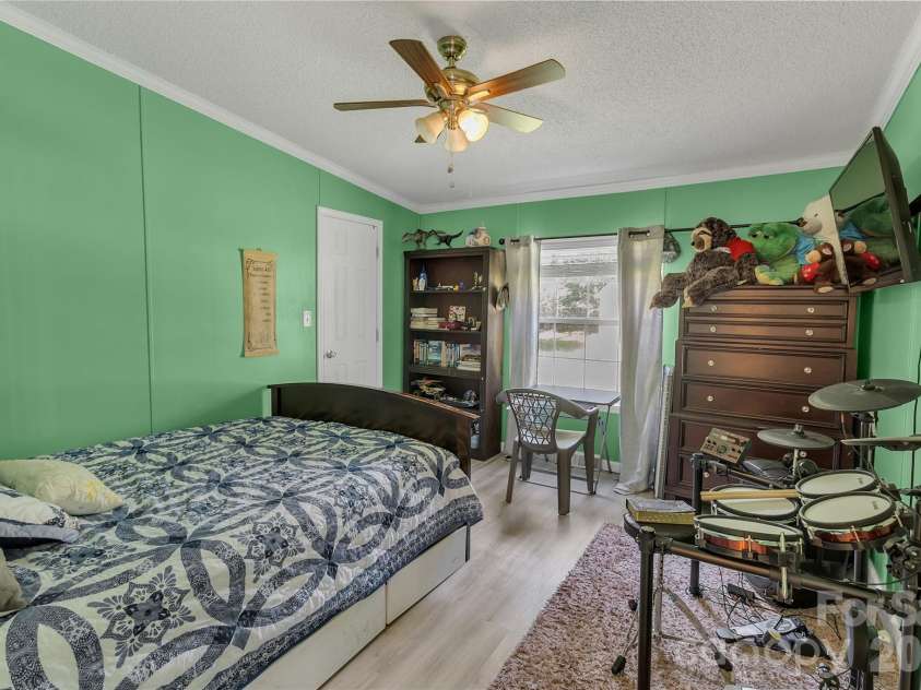 1508 Greenpack Parkway, Gastonia, NC 28056.  MLS# CAR4417455, YatesRealty ID 46626. 