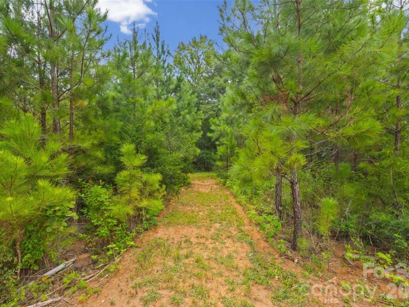 2231 Wooten Road, Chester, SC 29706.  MLS# CAR4415404, YatesRealty ID 46628. 