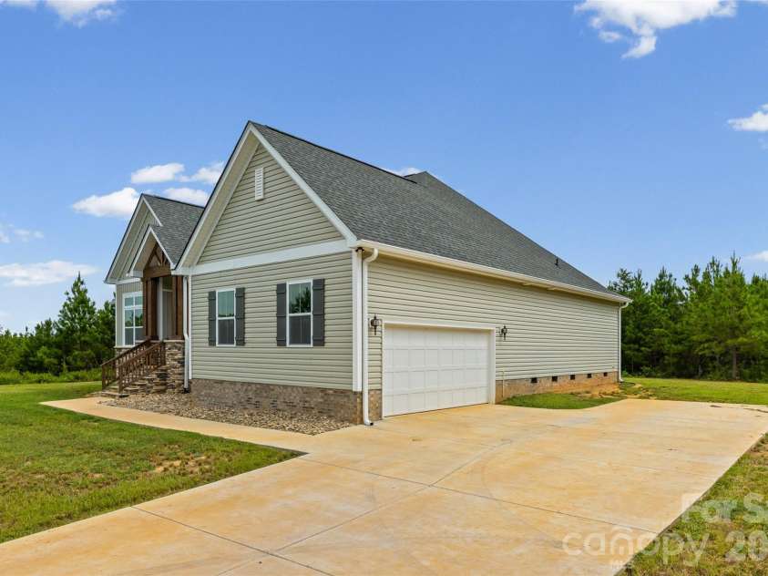 2231 Wooten Road, Chester, SC 29706.  MLS# CAR4415404, YatesRealty ID 46628. 