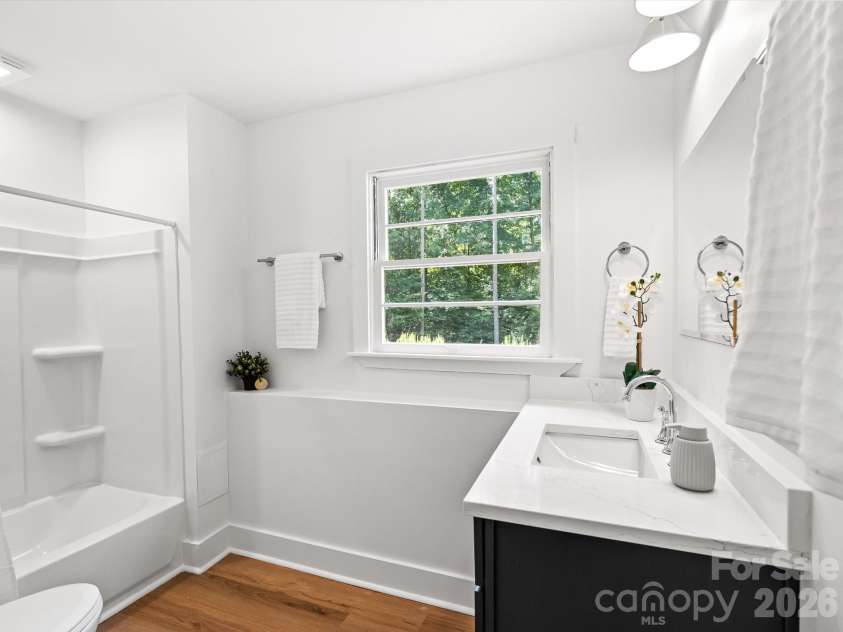 2532 Sam Newell Road, Matthews, NC 28105.  MLS# CAR4416566, YatesRealty ID 46630. 