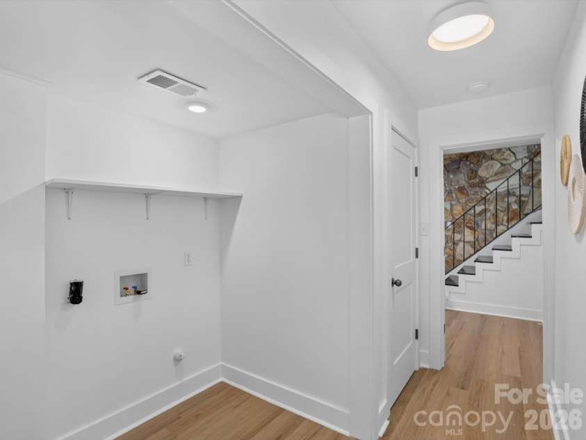 2532 Sam Newell Road, Matthews, NC 28105.  MLS# CAR4416566, YatesRealty ID 46630. Washer/Dryer Laundry Closet