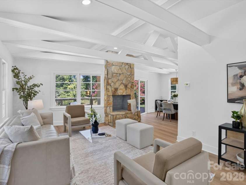 2532 Sam Newell Road, Matthews, NC 28105.  MLS# CAR4419939, YatesRealty ID 46630. 