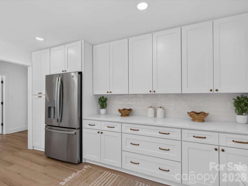 2532 Sam Newell Road, Matthews, NC 28105.  MLS# CAR4419939, YatesRealty ID 46630. 
