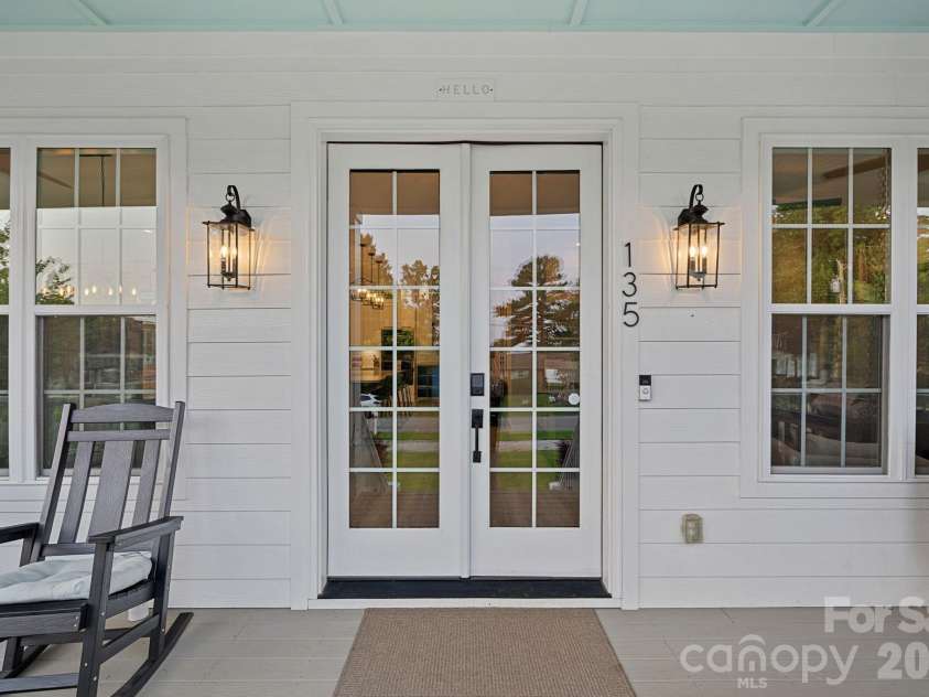 135 Surfside Lane, Mooresville, NC 28117.  MLS# CAR4416350, YatesRealty ID 46631. 