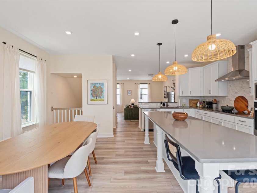2414 Magnolia Blossom Way, Charlotte, NC 28211.  MLS# CAR4412045, YatesRealty ID 46633. 