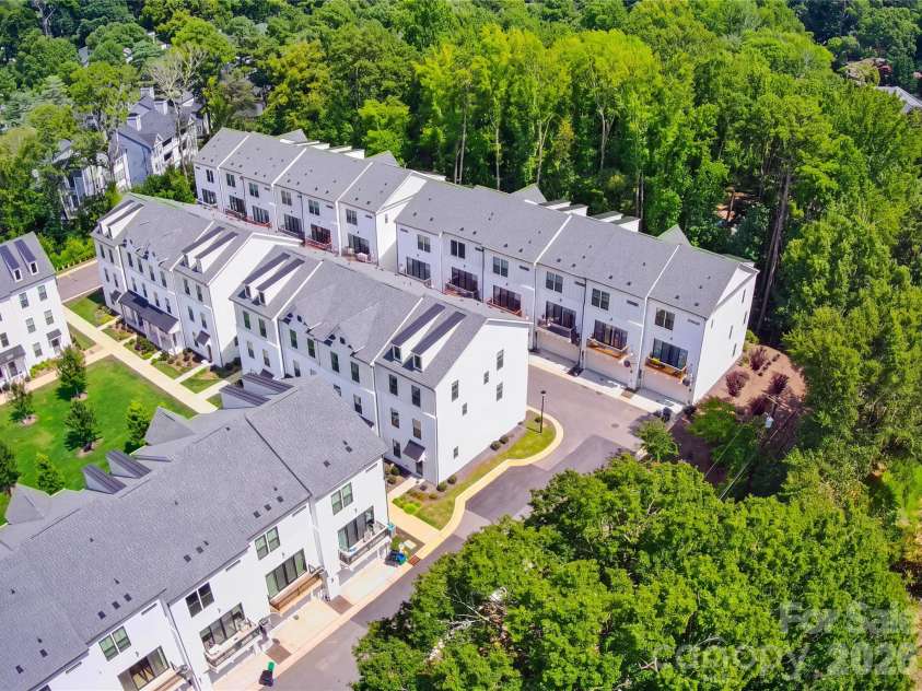 2414 Magnolia Blossom Way, Charlotte, NC 28211.  MLS# CAR4412045, YatesRealty ID 46633. Surrounded by Trees for Privacy