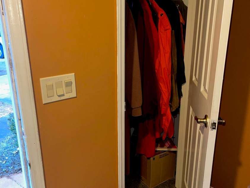 5305 Amity Springs Drive, Charlotte, NC 28212.  MLS# CAR4415213, YatesRealty ID 46635. Coat Closet