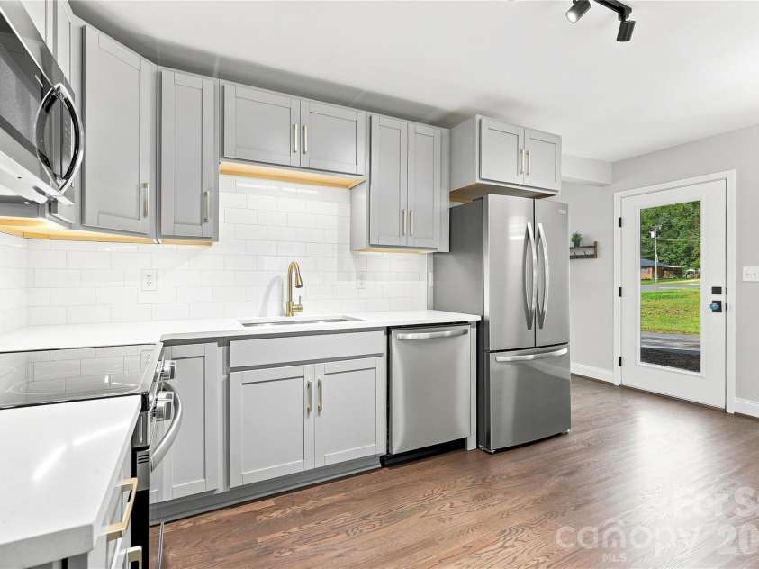 5241 Short Cut Lane, Indian Trail, NC 28079.  MLS# CAR4415304, YatesRealty ID 46636. 