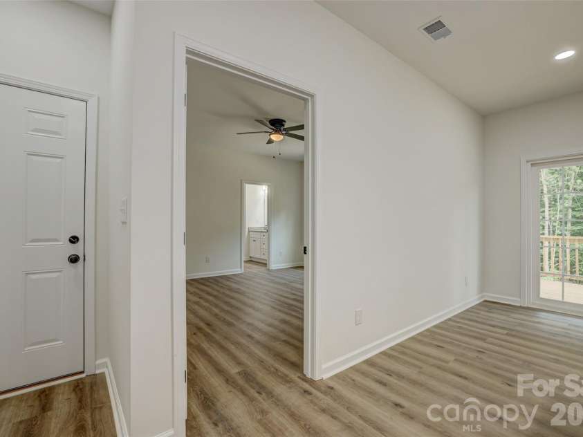 192 Rambler Lane, Blacksburg, SC 29702.  MLS# CAR4411597, YatesRealty ID 46637. 