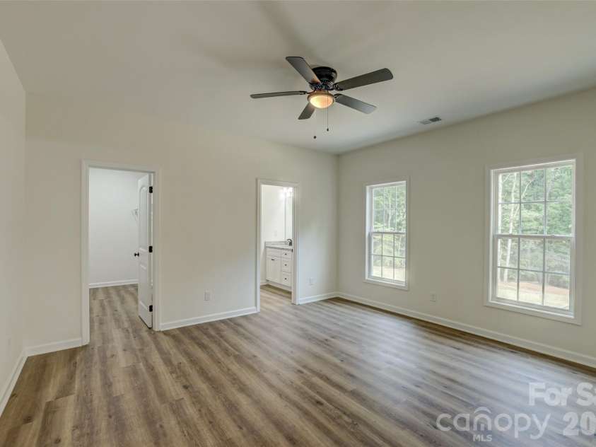 192 Rambler Lane, Blacksburg, SC 29702.  MLS# CAR4411597, YatesRealty ID 46637. 
