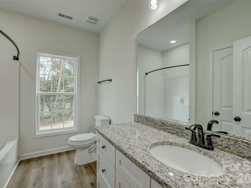 192 Rambler Lane, Blacksburg, SC 29702.  MLS# CAR4411597, YatesRealty ID 46637. 