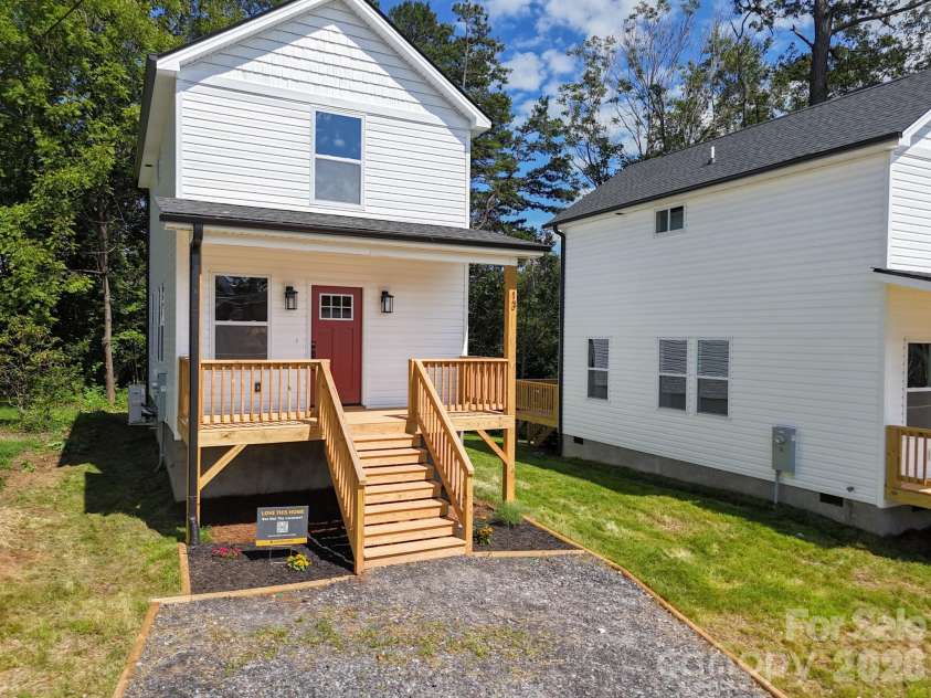 13 Baldwin Street, Asheville, NC 28803.  MLS# CAR4403420, YatesRealty ID 46638. 