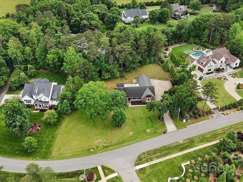 5916 Cashion Road, Huntersville, NC 28078.  MLS# CAR4311931, YatesRealty ID 4664. 