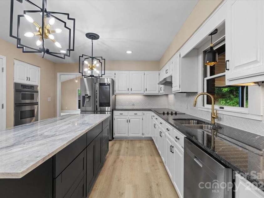 5916 Cashion Road, Huntersville, NC 28078.  MLS# CAR4311931, YatesRealty ID 4664. 