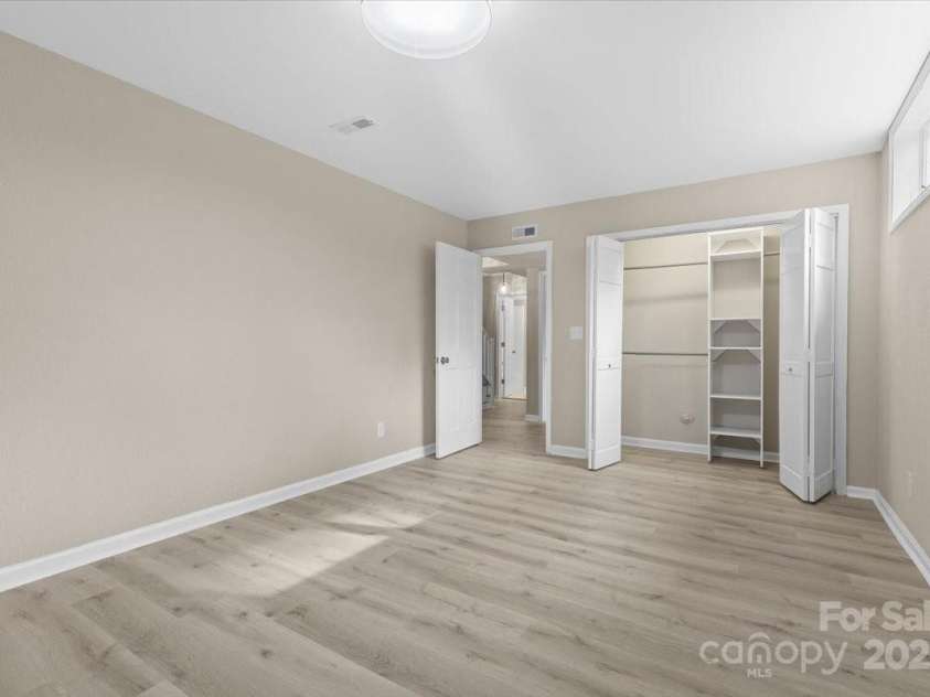 5916 Cashion Road, Huntersville, NC 28078.  MLS# CAR4311931, YatesRealty ID 4664. 