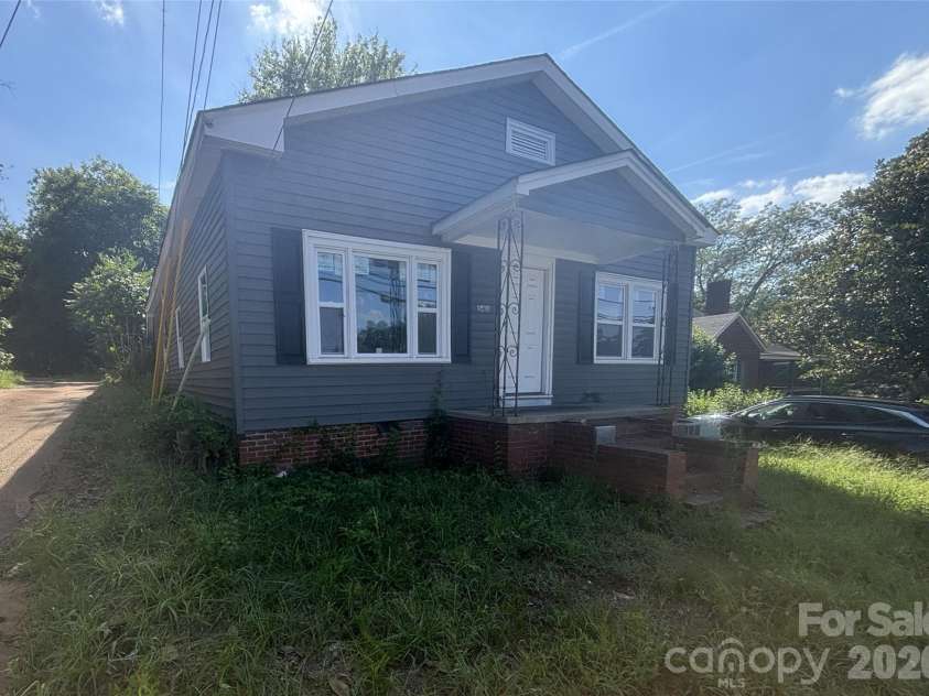 543 Salisbury Street, Wadesboro, NC 28170.  MLS# CAR4417522, YatesRealty ID 46641. 