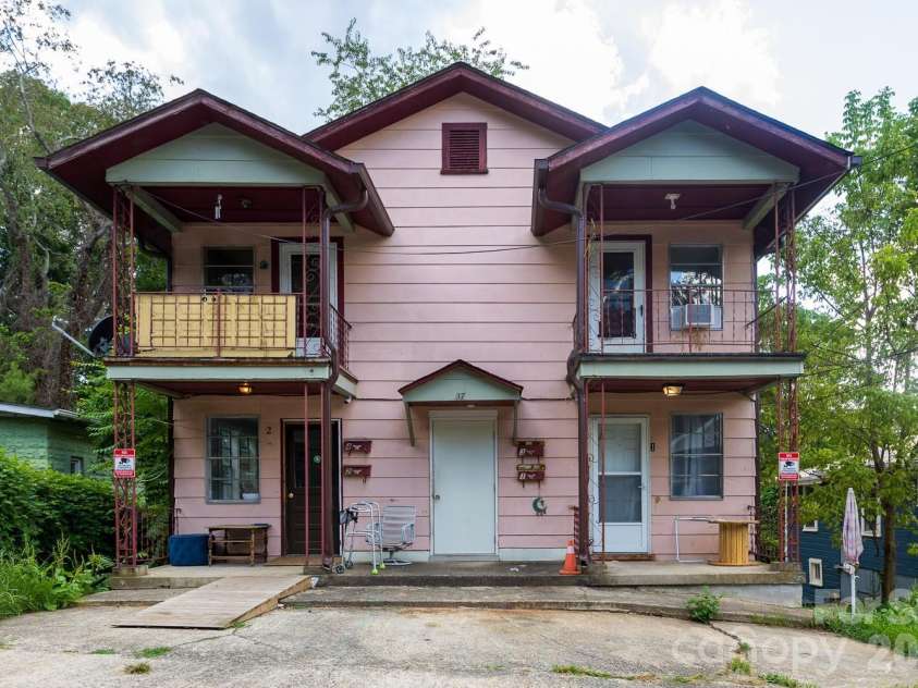 37 Water Street, Asheville, NC 28801.  MLS# CAR4416437, YatesRealty ID 46645. 