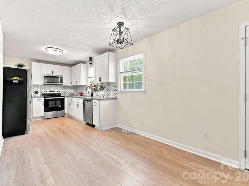 411 Tennessee Avenue, Bessemer City, NC 28016.  MLS# CAR4416494, YatesRealty ID 46649. 