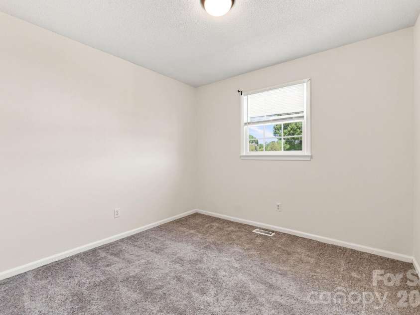411 Tennessee Avenue, Bessemer City, NC 28016.  MLS# CAR4416494, YatesRealty ID 46649. 