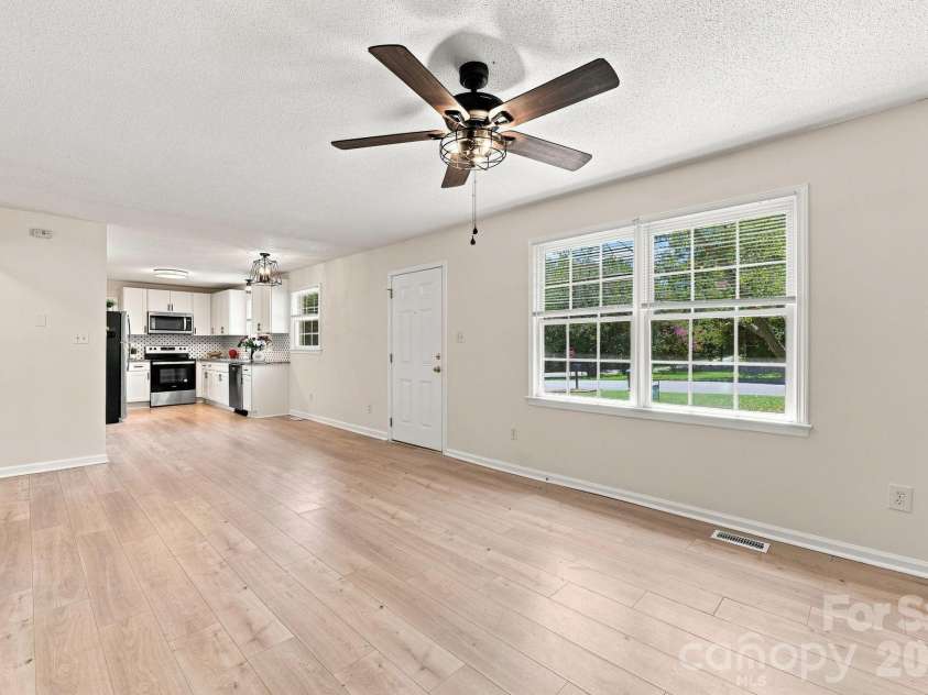 411 Tennessee Avenue, Bessemer City, NC 28016.  MLS# CAR4416494, YatesRealty ID 46649. 