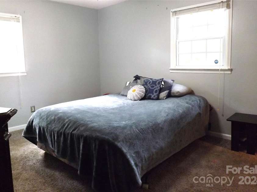 1572 Lakewood Drive, Rock Hill, SC 29732.  MLS# CAR4197898, YatesRealty ID 4665. 