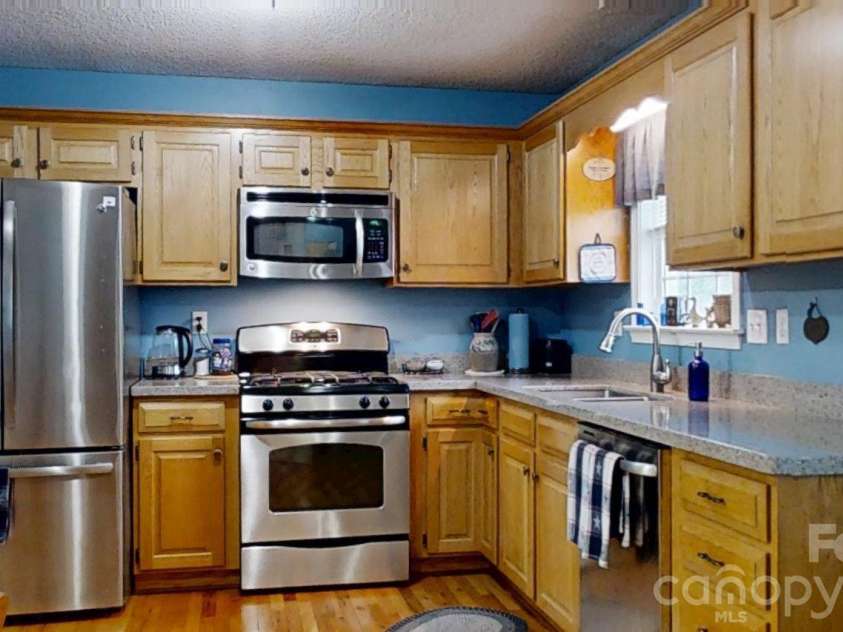 3124 Banks Street, Lincolnton, NC 28092.  MLS# CAR4338307, YatesRealty ID 4665. 