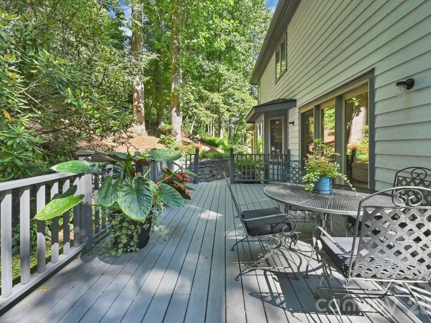 25 Weston Heights Drive, Asheville, NC 28803.  MLS# CAR4417799, YatesRealty ID 46650. Back deck